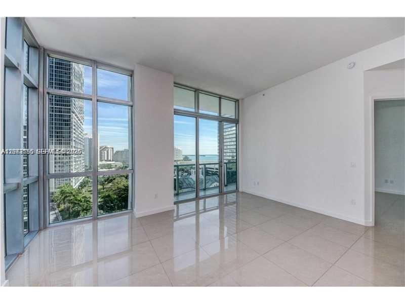 500 Brickell Ave # 1101 — Photo 3