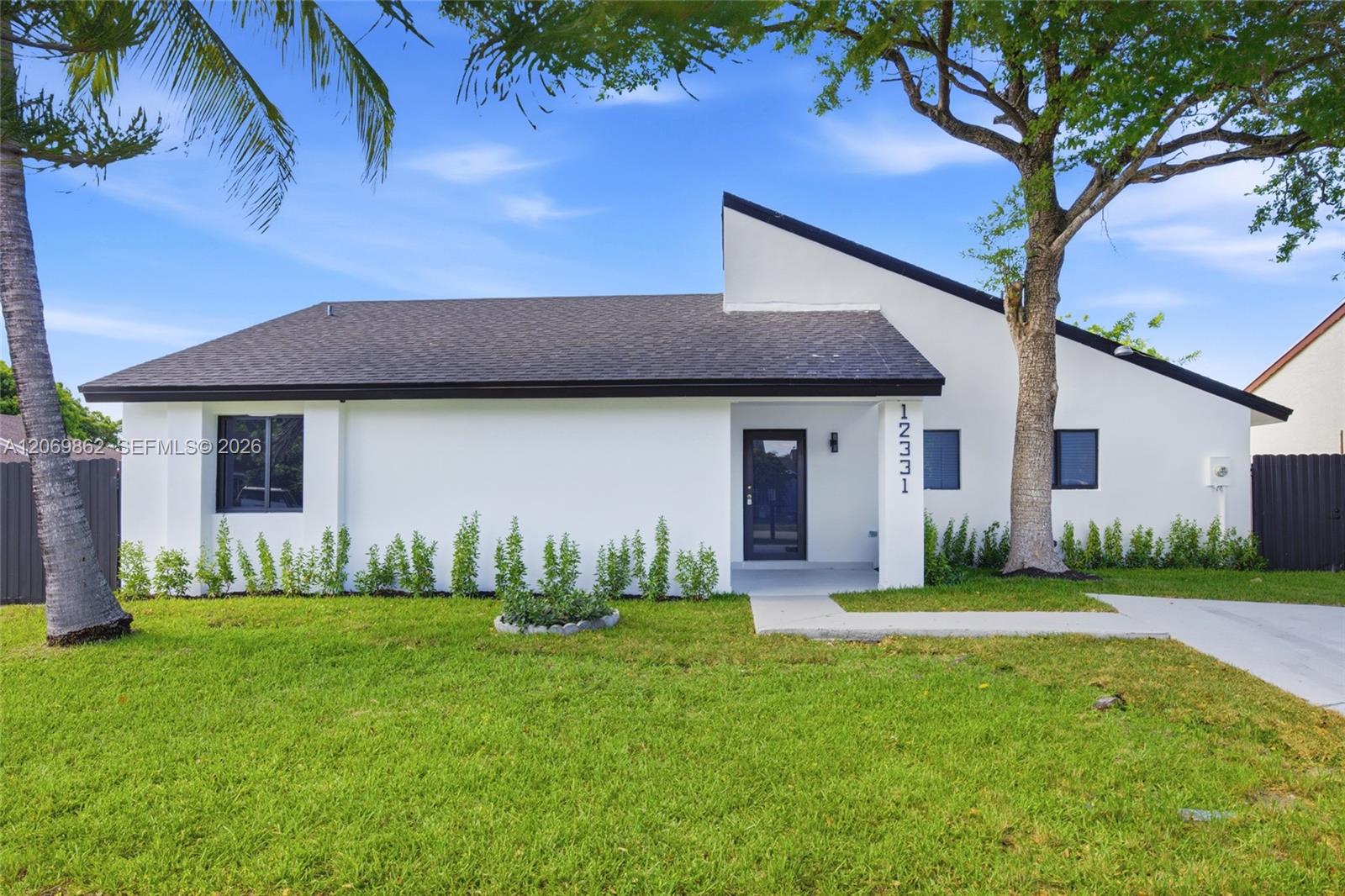 12331 SW 203rd Ter, Miami FL 33177