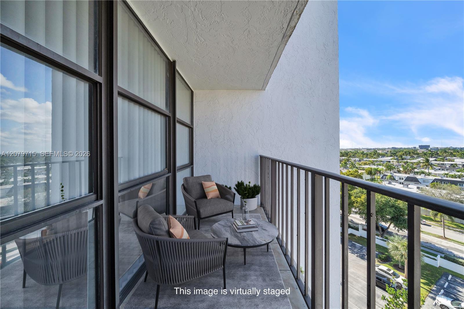 1000 Parkview Dr # 925 — Photo 5