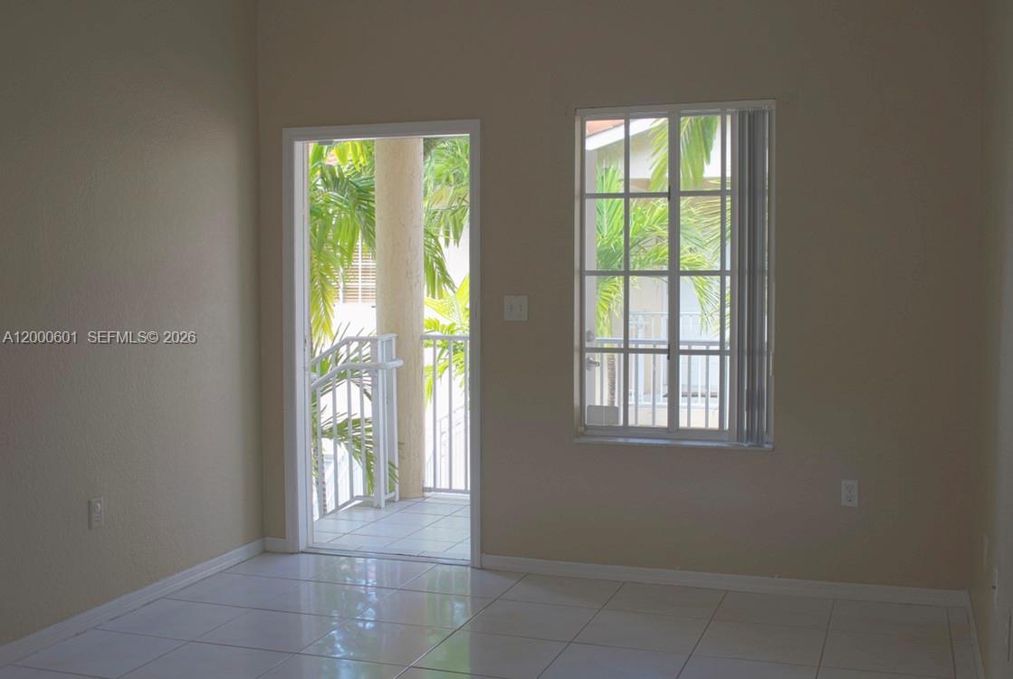 6962 NW 179th St # 6 — Photo 4