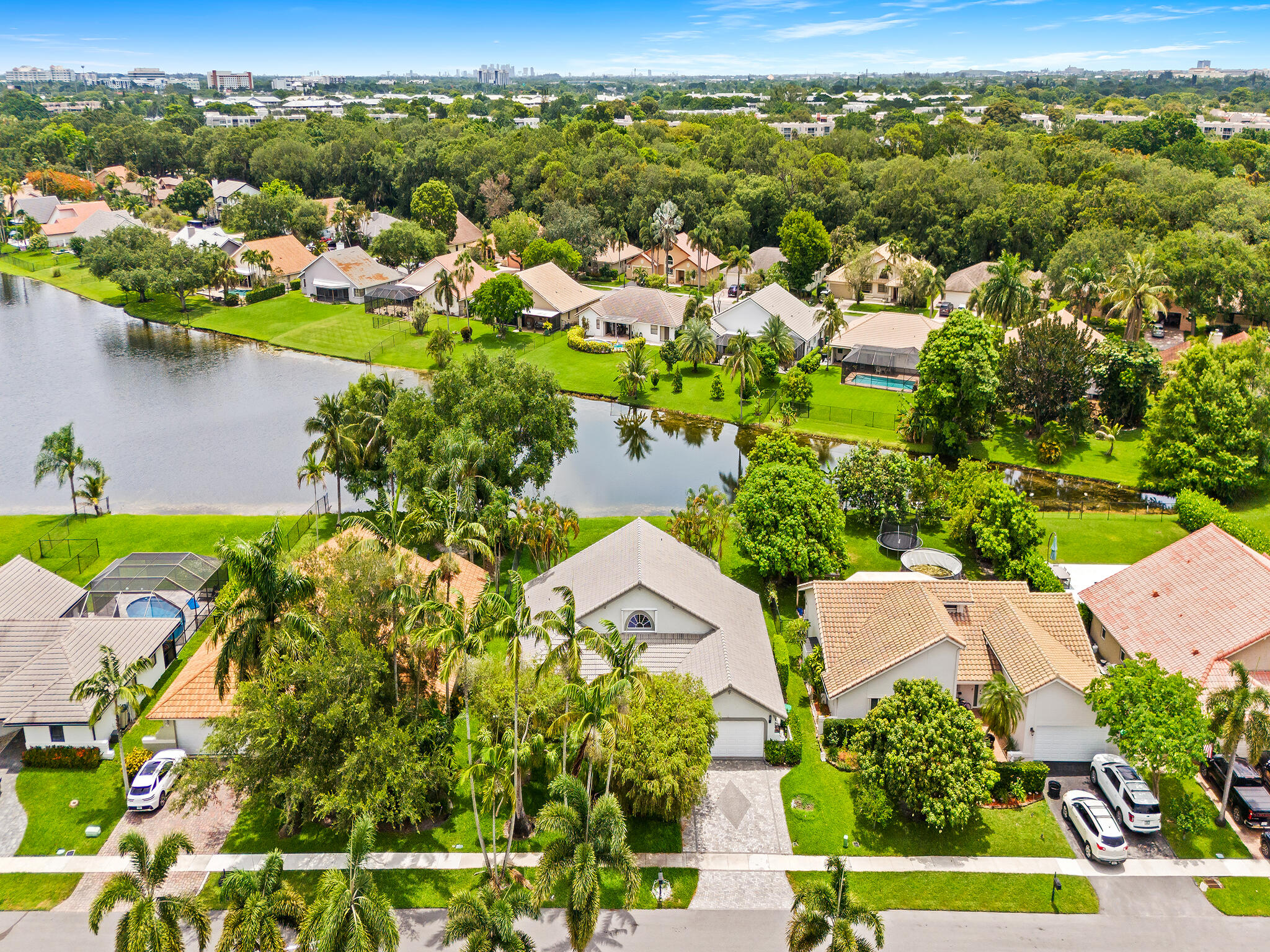 1750 W Oak Knoll Circle, Davie FL 33324
