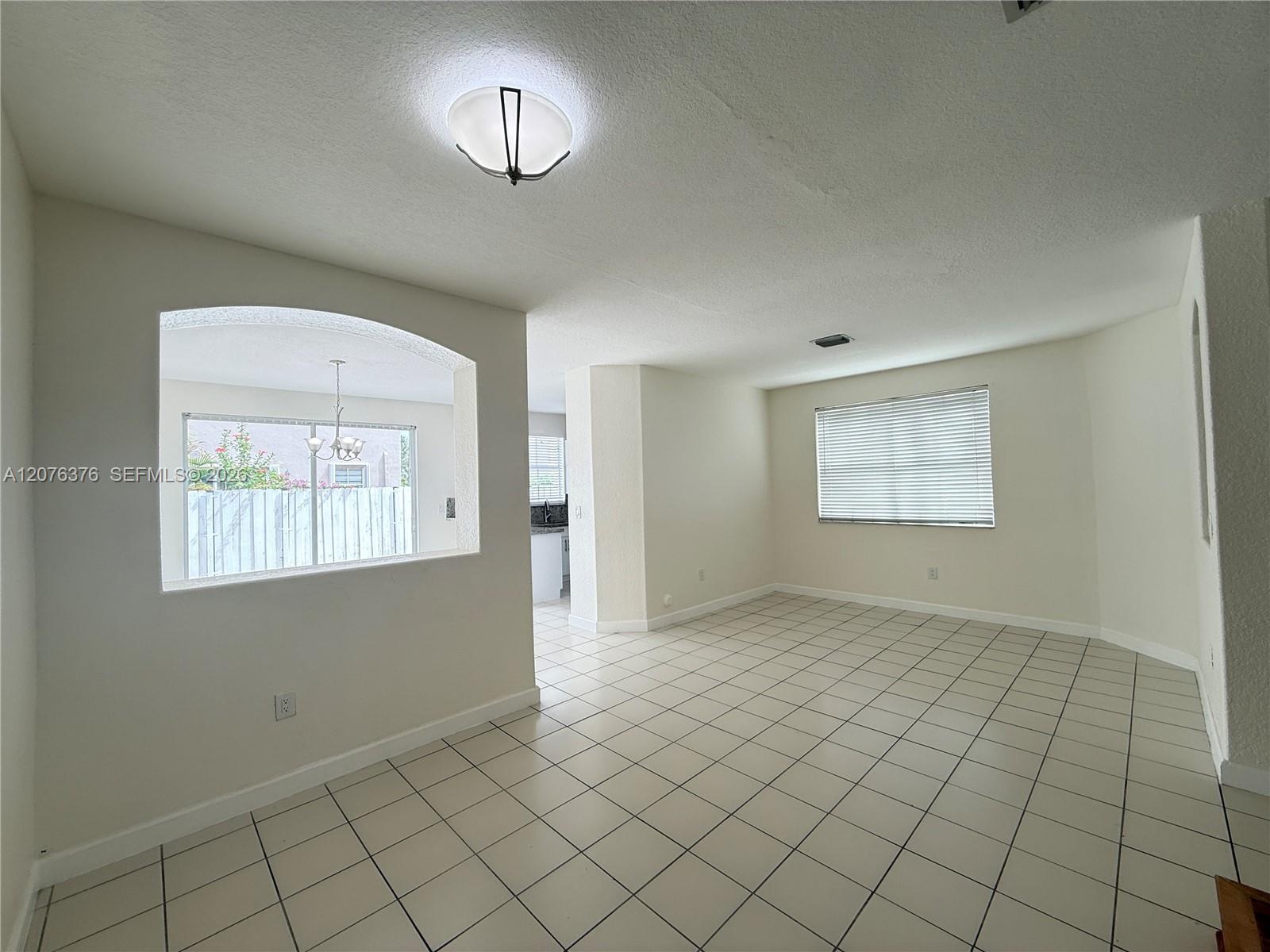 15131 SW 23rd Ln # 0 — Photo 4