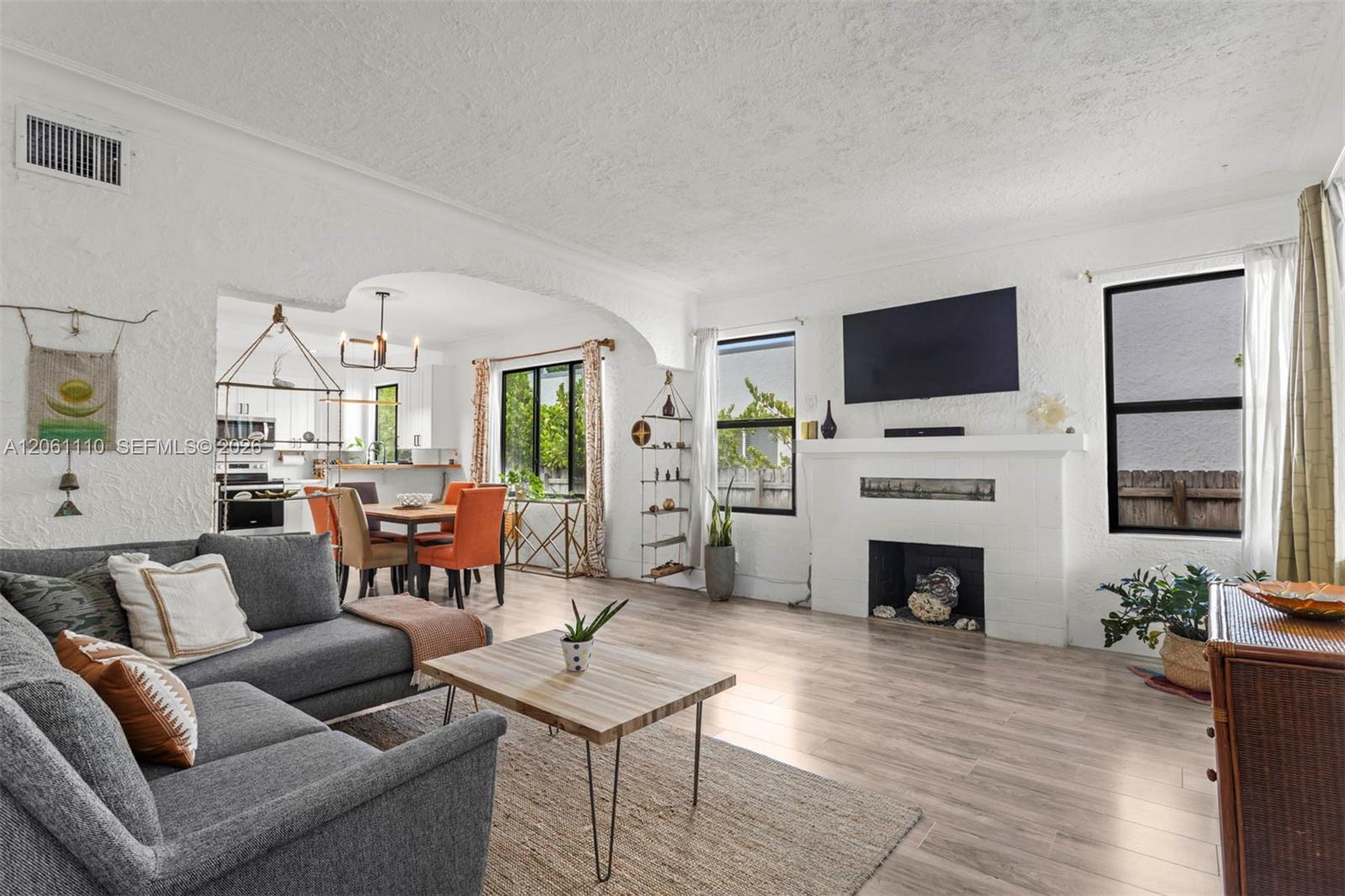 1644 SW 9th St View 4
