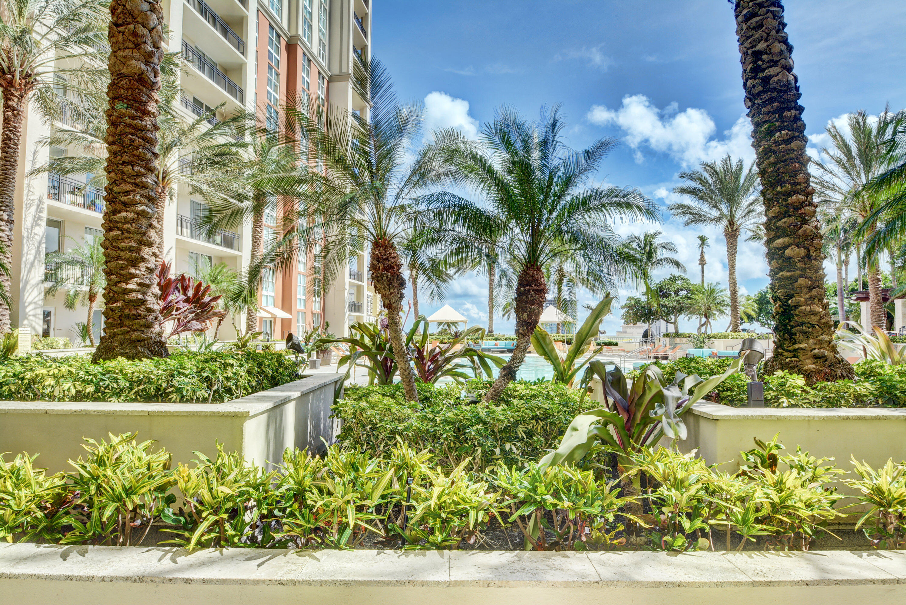 550 Okeechobee Boulevard # 1113 — Photo 4