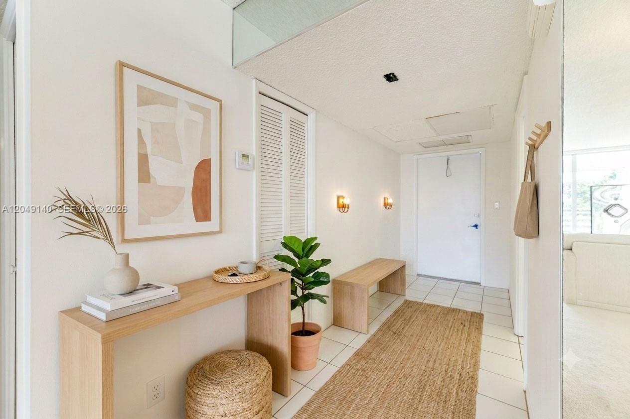 605 Oaks Dr # 607, Pompano Beach FL 33069