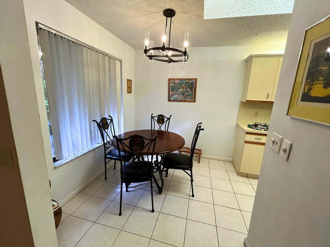 10058 LAURELWOOD Place — Photo 5