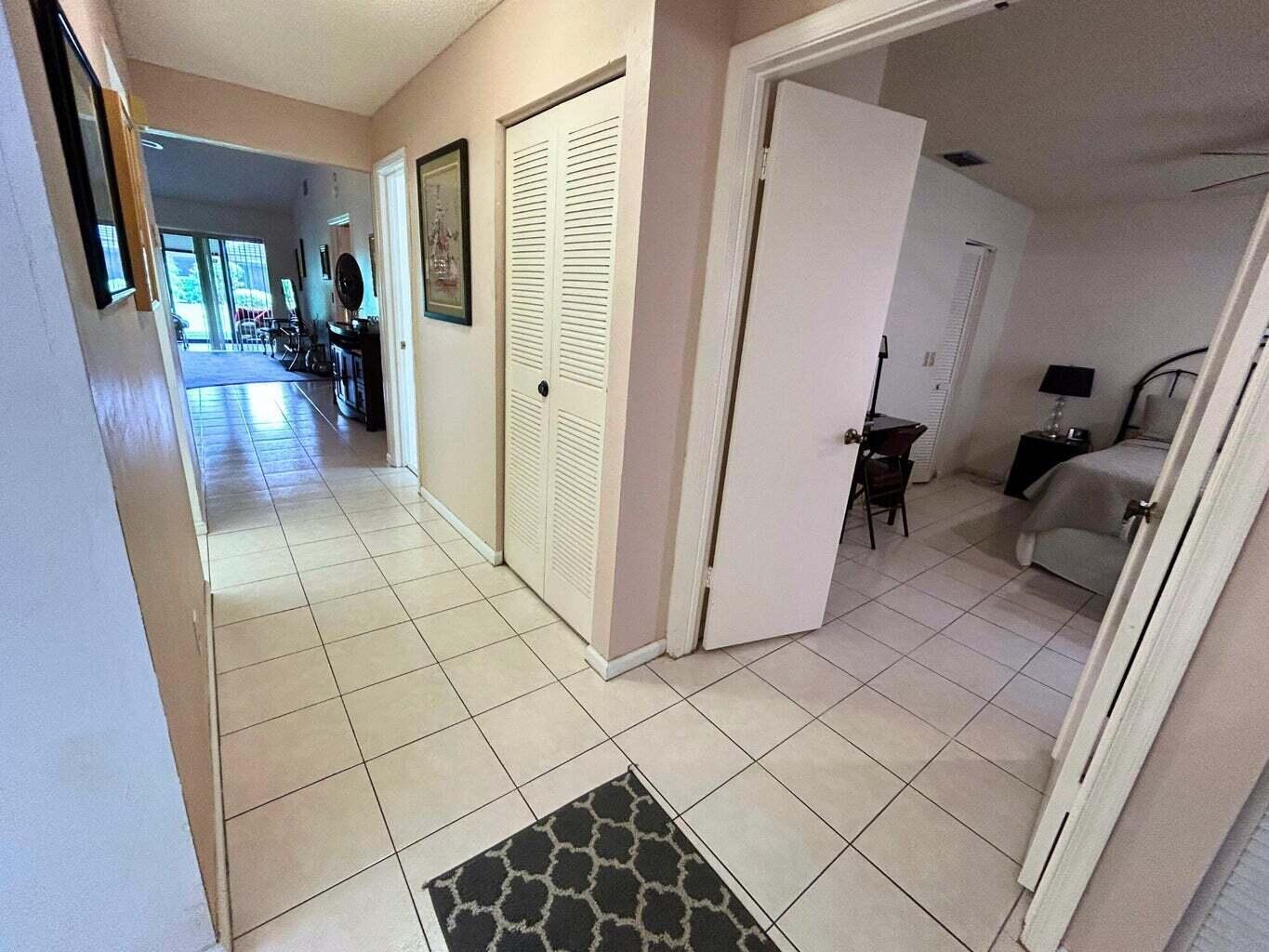 10058 LAURELWOOD Place — Photo 4