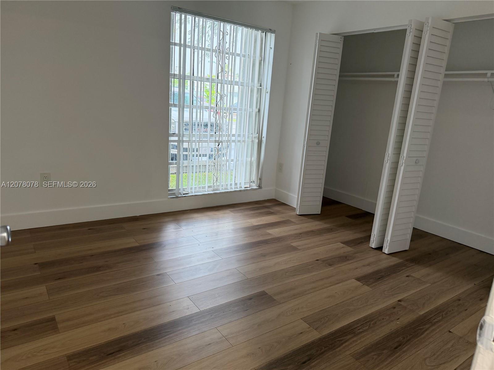 10822 N Kendall Dr # 23 — Photo 3