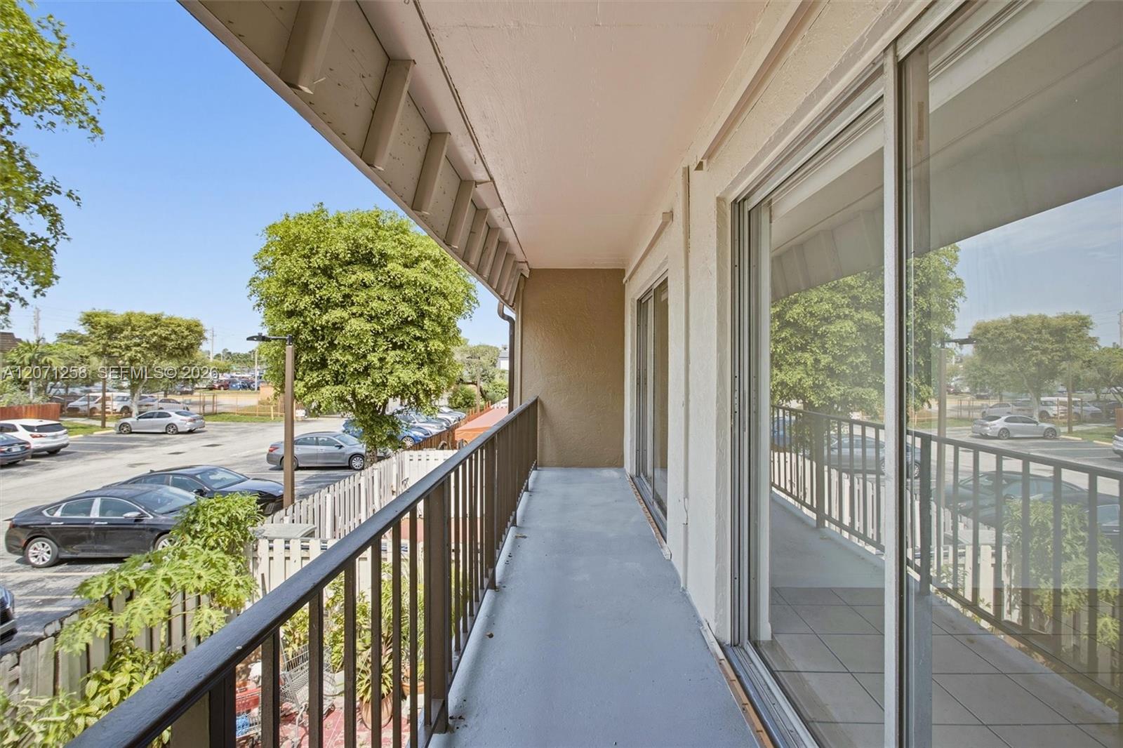 810 SW 129th Pl # 209 — Photo 2