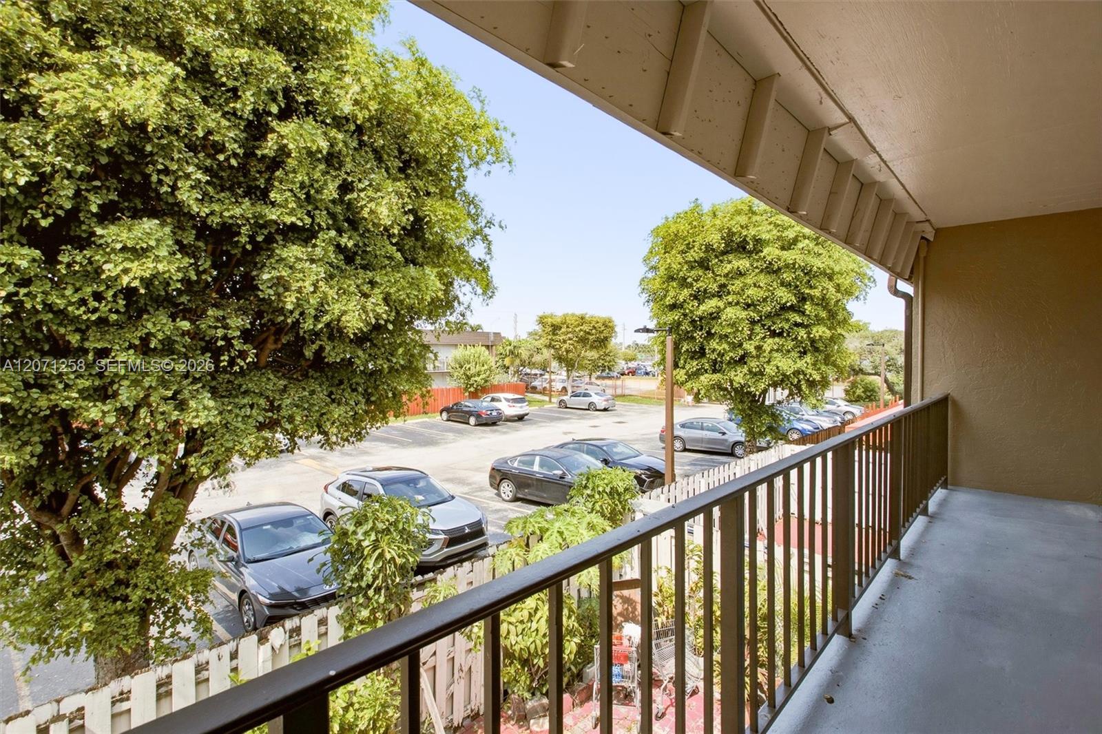 810 SW 129th Pl # 209 — Photo 4