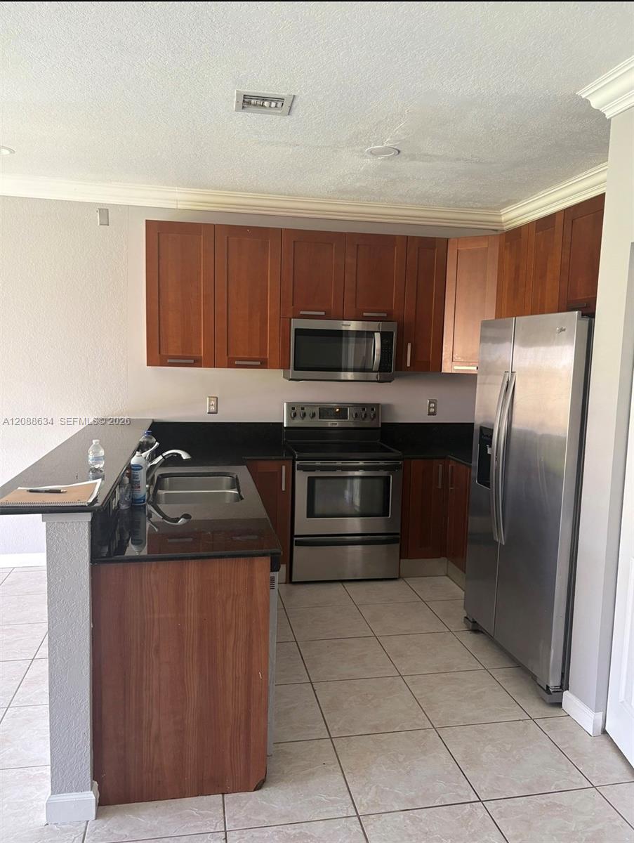 704 SW 4th Ave # 704 — Photo 4