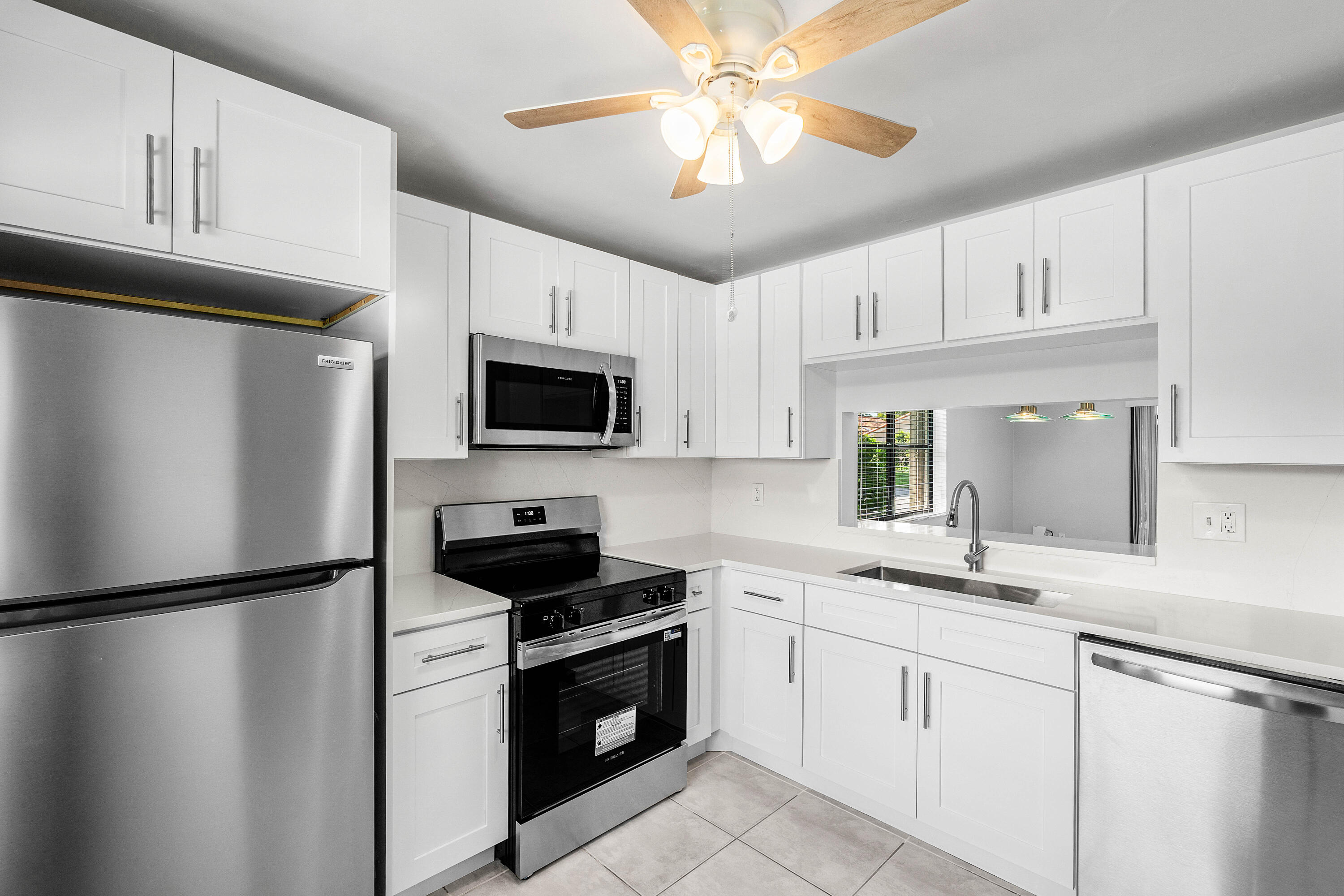 5162 Tennis Lane — Photo 3