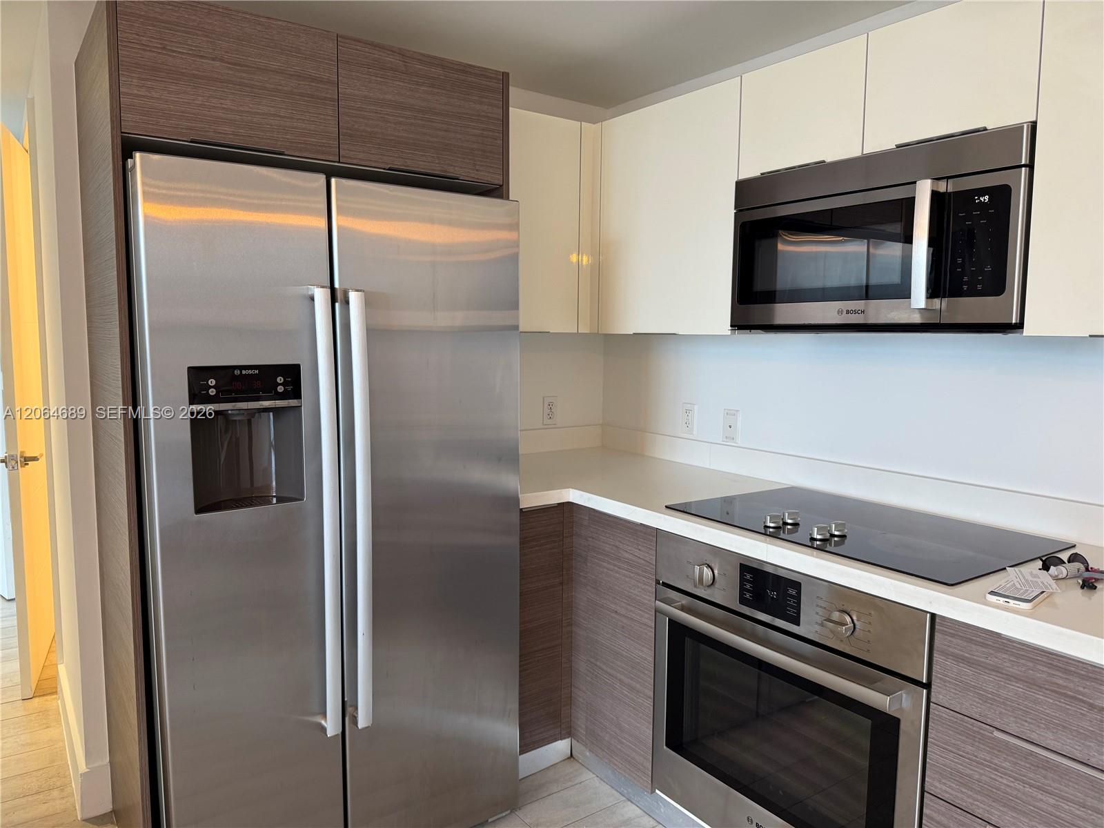 1010 SW 2nd Ave # 1501 — Photo 2