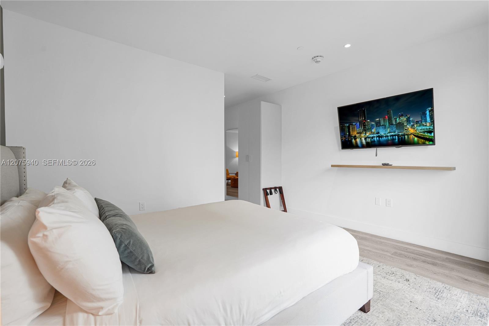 229 SW 9th St # 404 — Photo 5