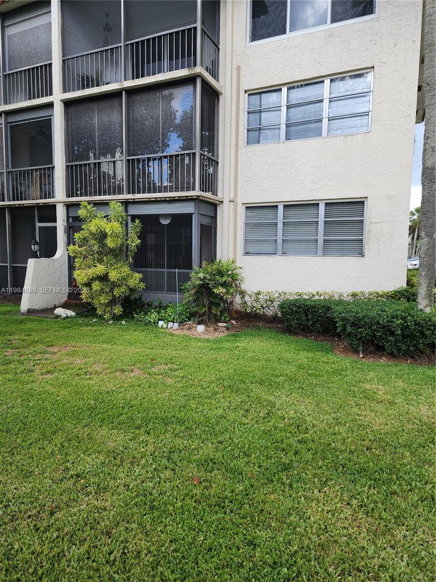 681 S Hollybrook Dr # 110 — Photo 5