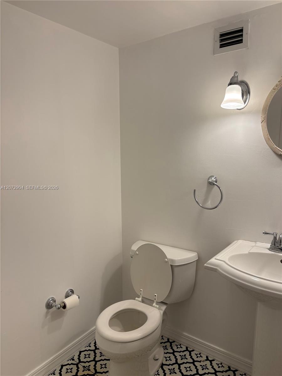 801 Three Islands Blvd # 301 — Photo 2