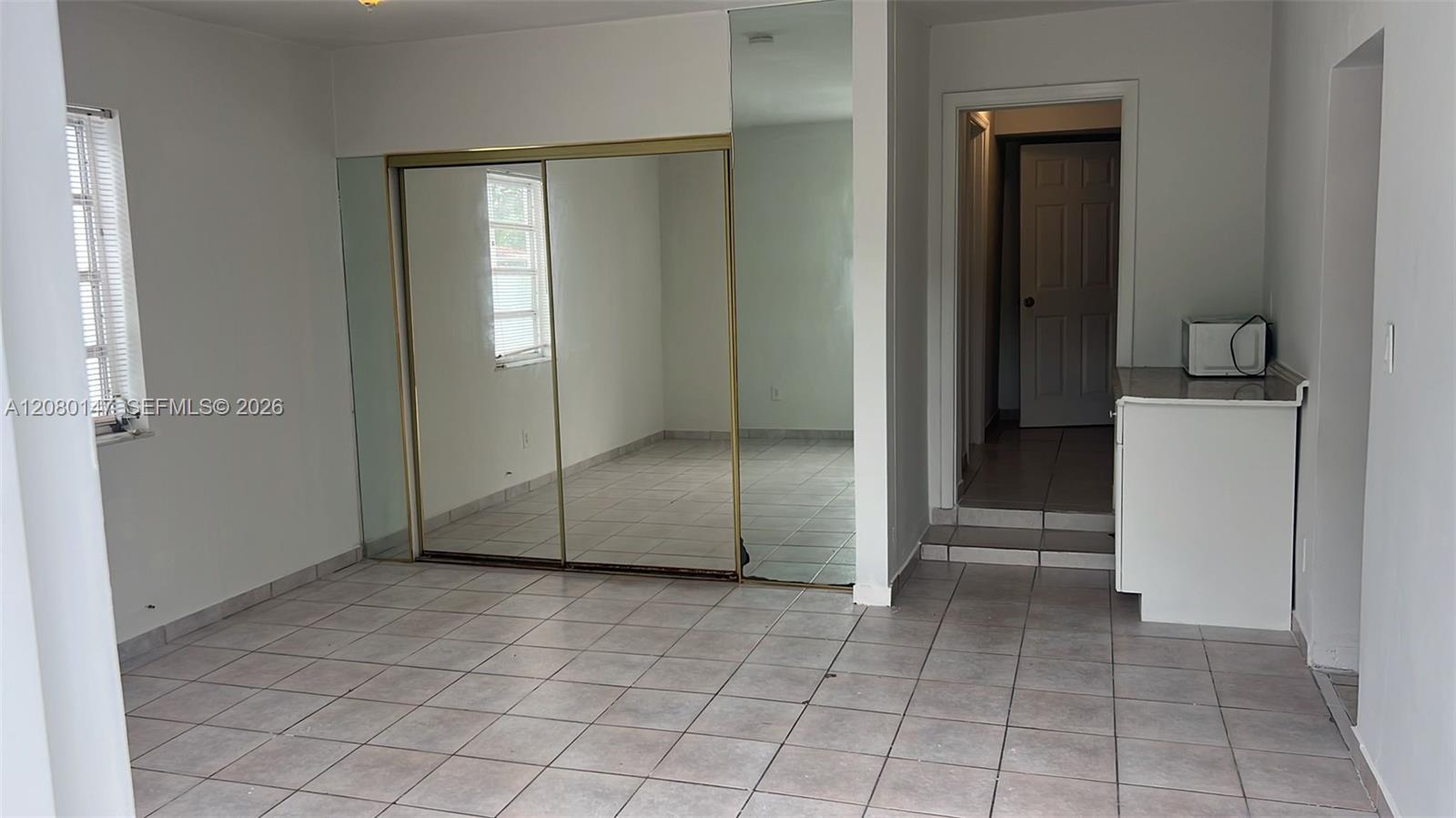 526 SW 64th Ave # 4 — Photo 4