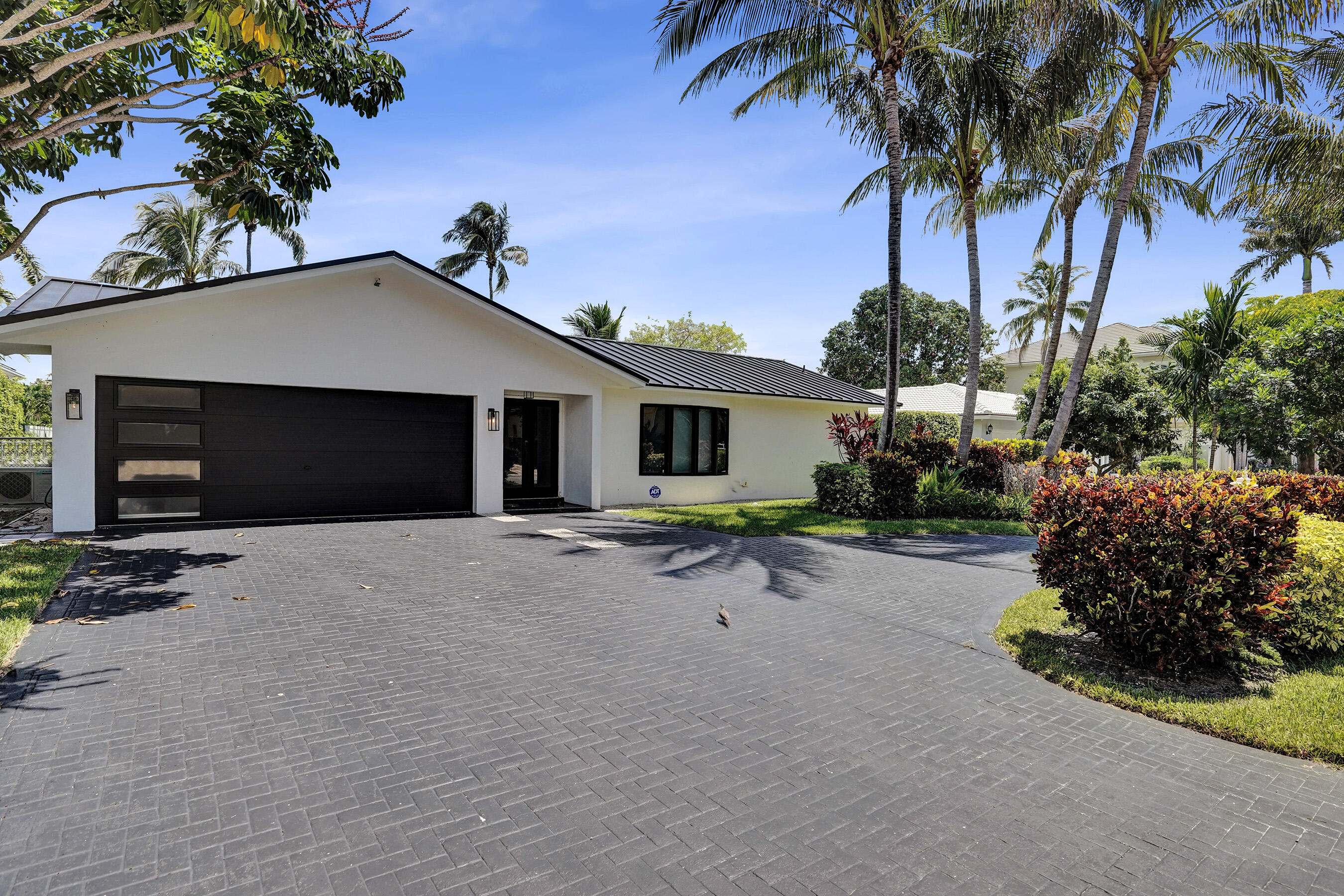 933 Banyan Drive, Delray Beach FL 33483
