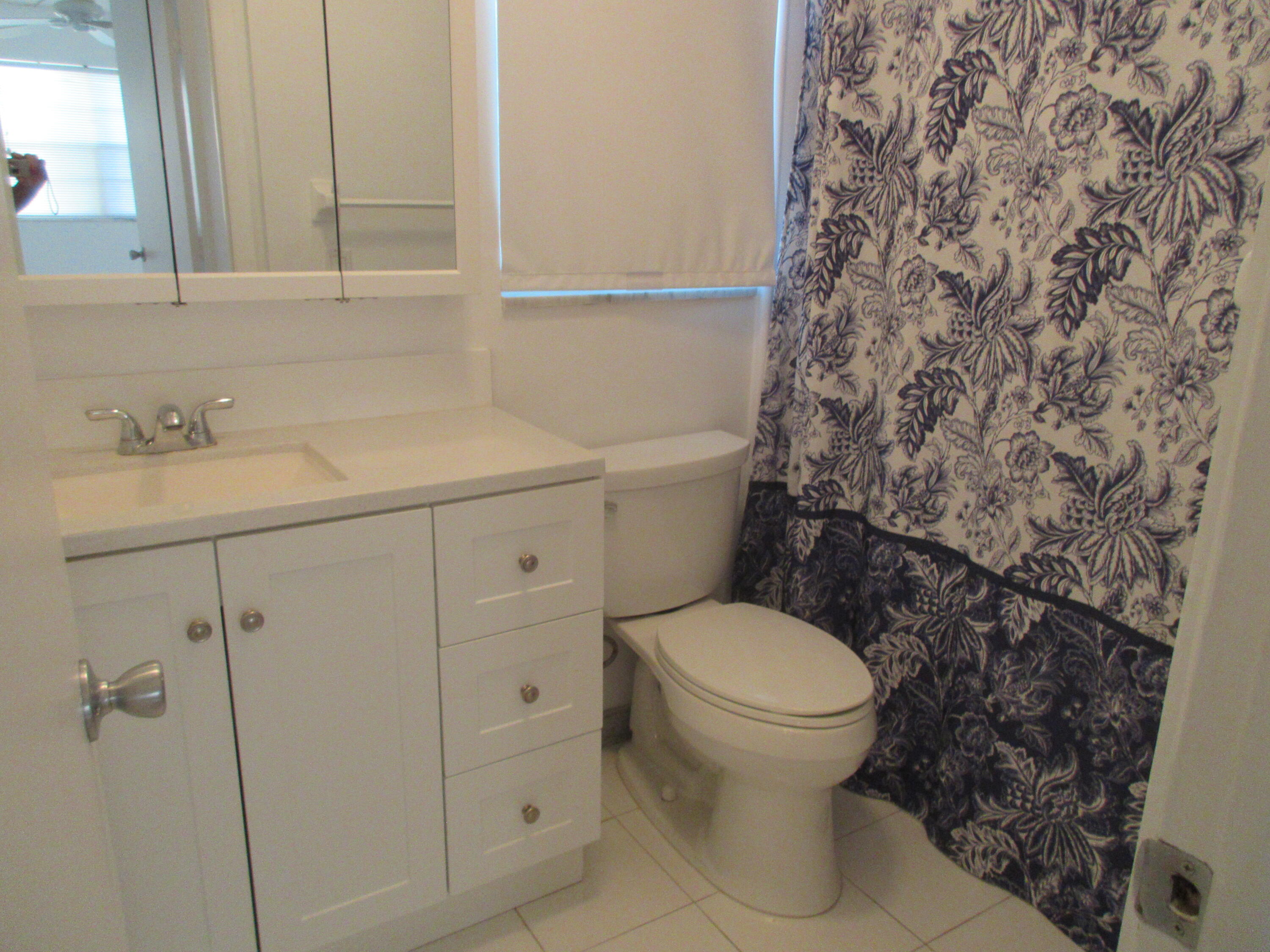 1115 LAKE Terrace # 107 — Photo 5
