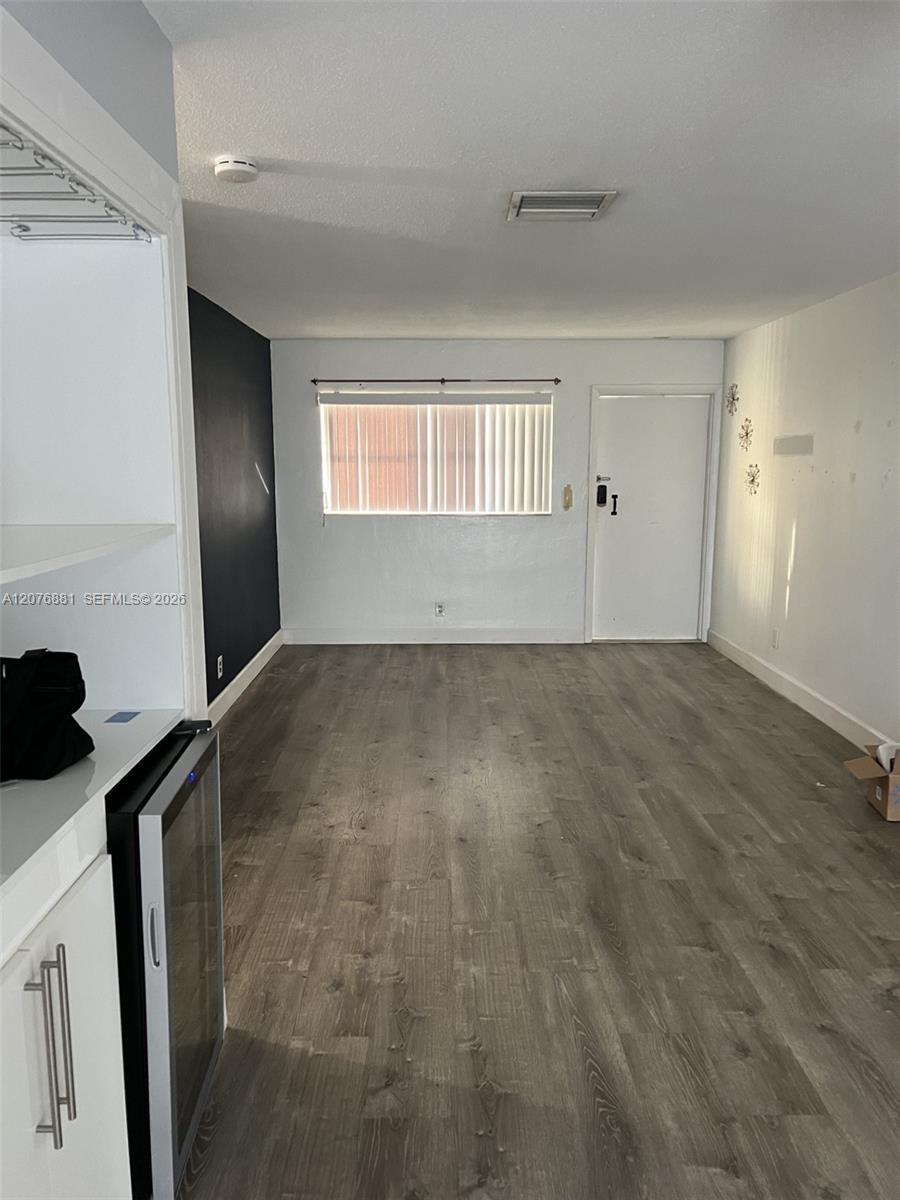 941 Crystal Lake Dr # 305 — Photo 4