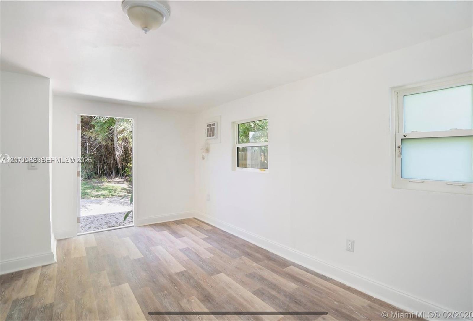 1301 NE 147th St # 1301 — Photo 4