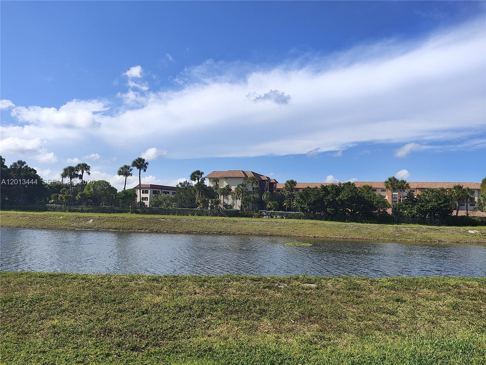 3427 Deer Creek Palladian Cir — Photo 2