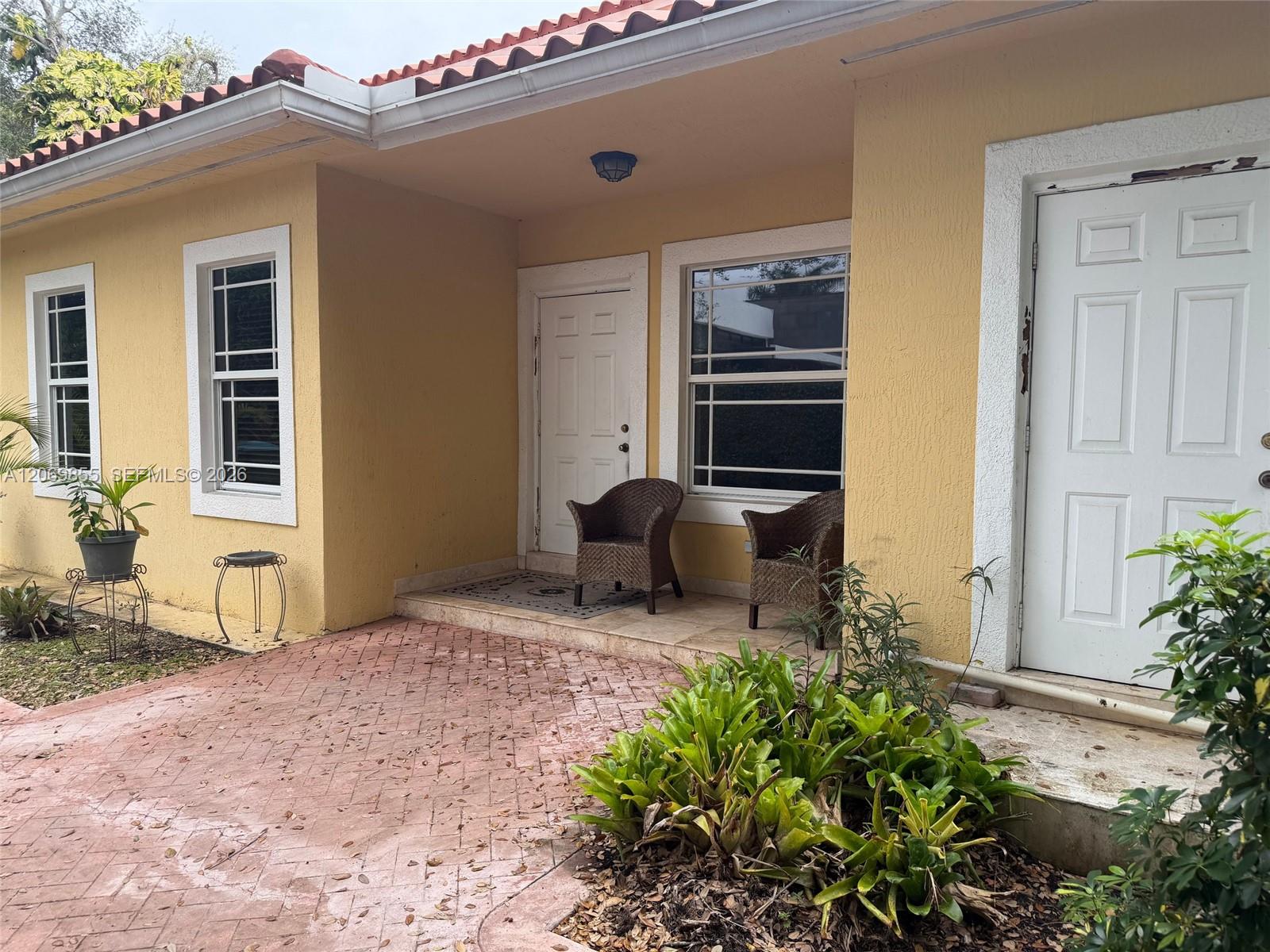 7449 SW 104th St, Pinecrest FL 33156