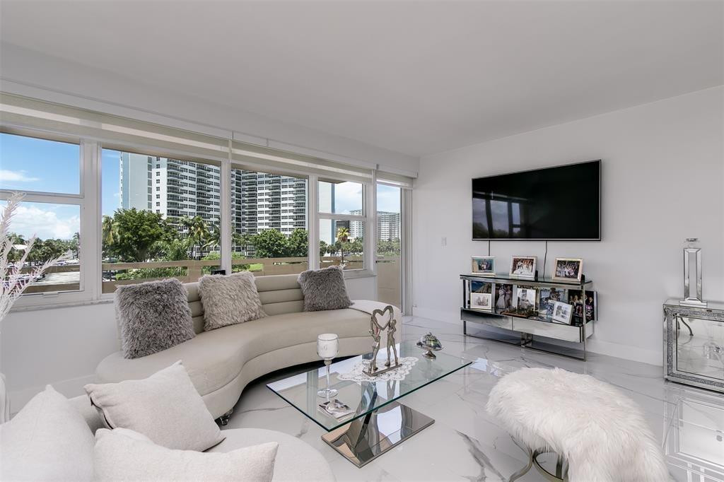 3333 NE 34th Street # 304, Fort Lauderdale FL 33308