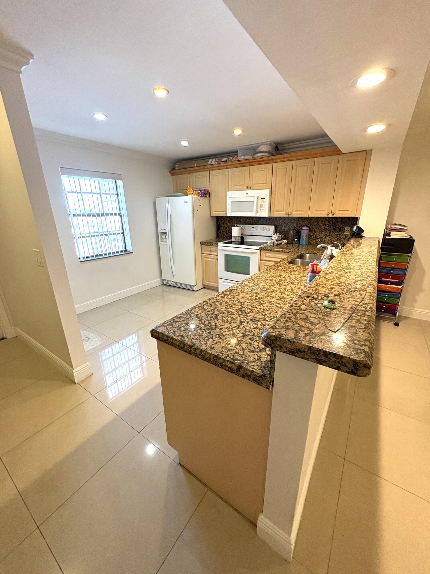 1400 NW 45th Street # B7, Deerfield Beach FL 33064