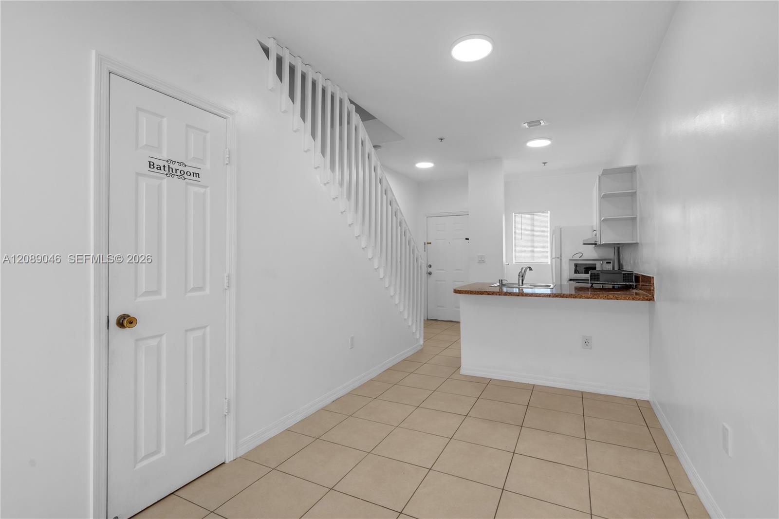 928 SW 3rd St # 205 — Photo 4