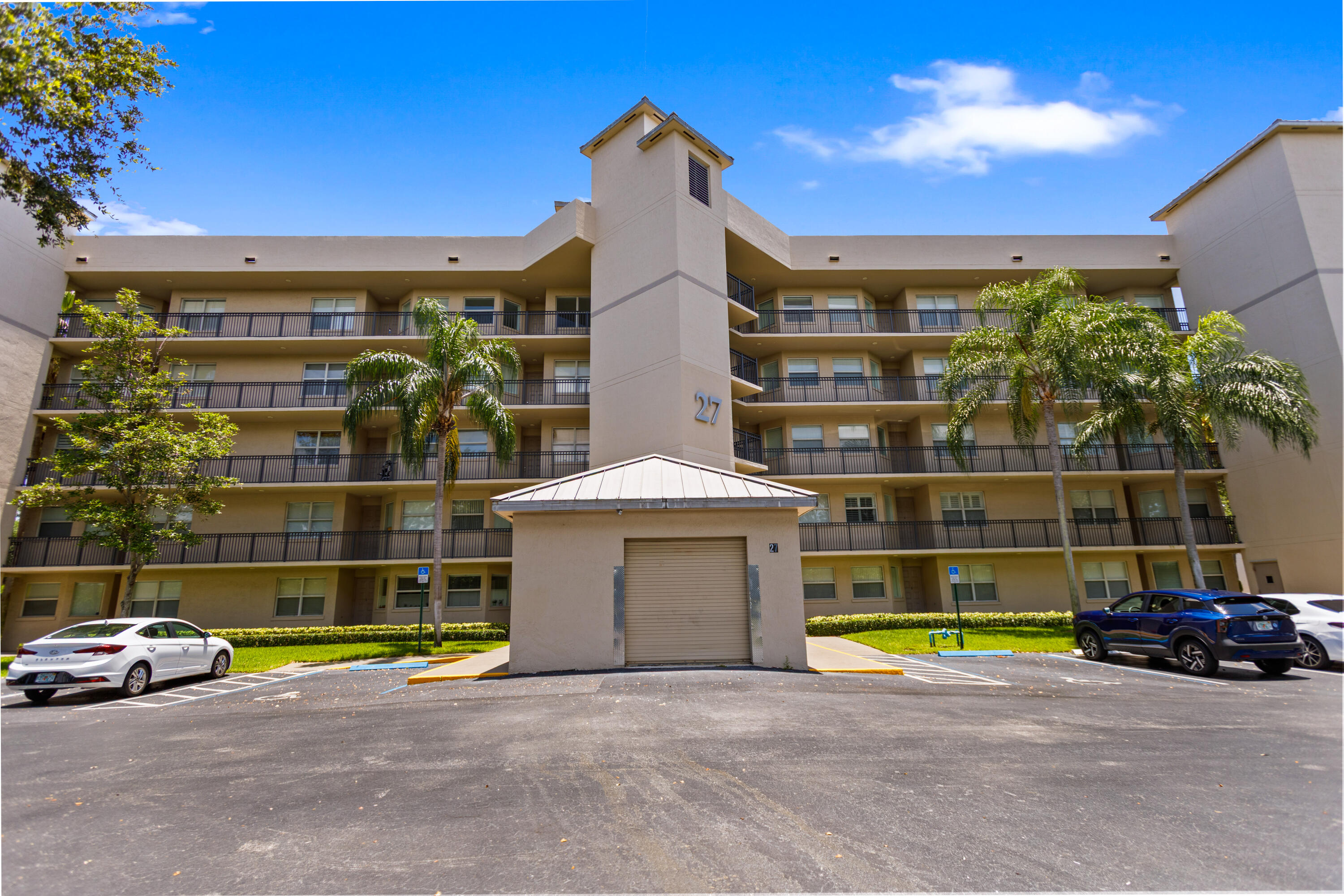 27 Royal Palm Way # 503, Boca Raton FL 33432