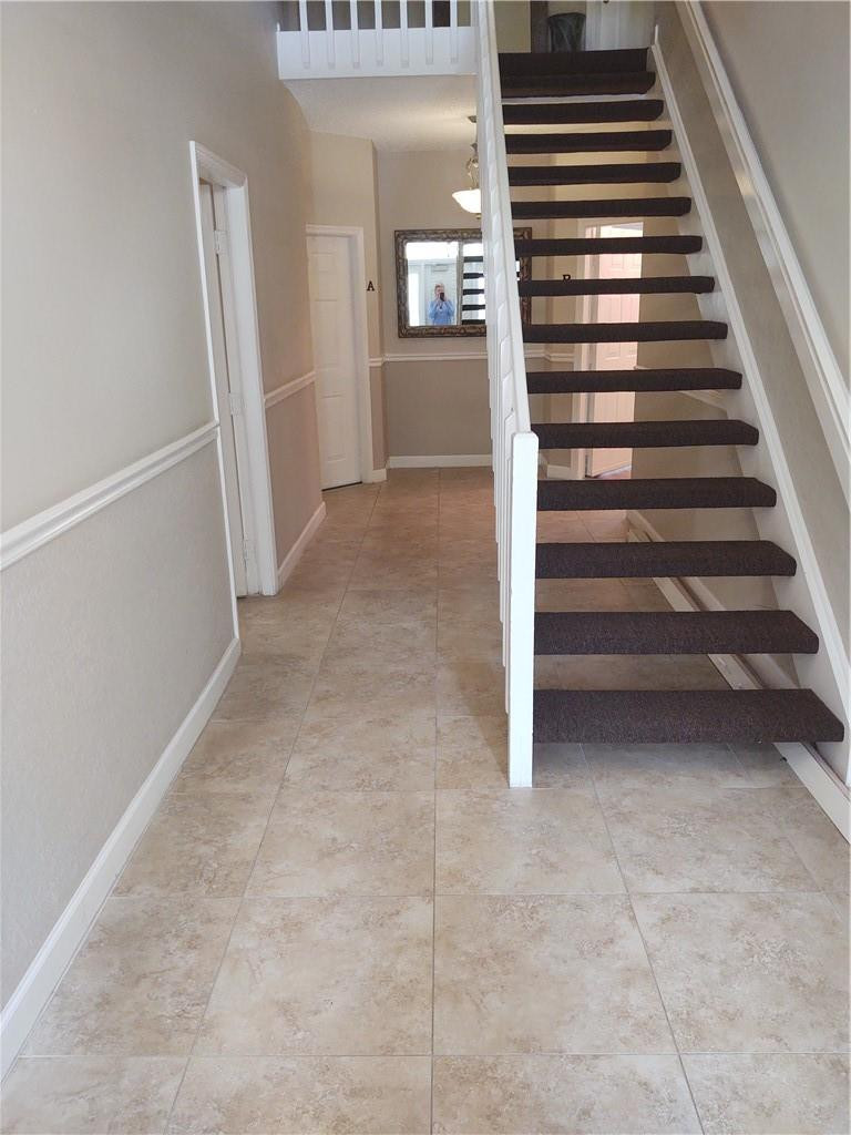 5801 Coach House Circle # B — Photo 5