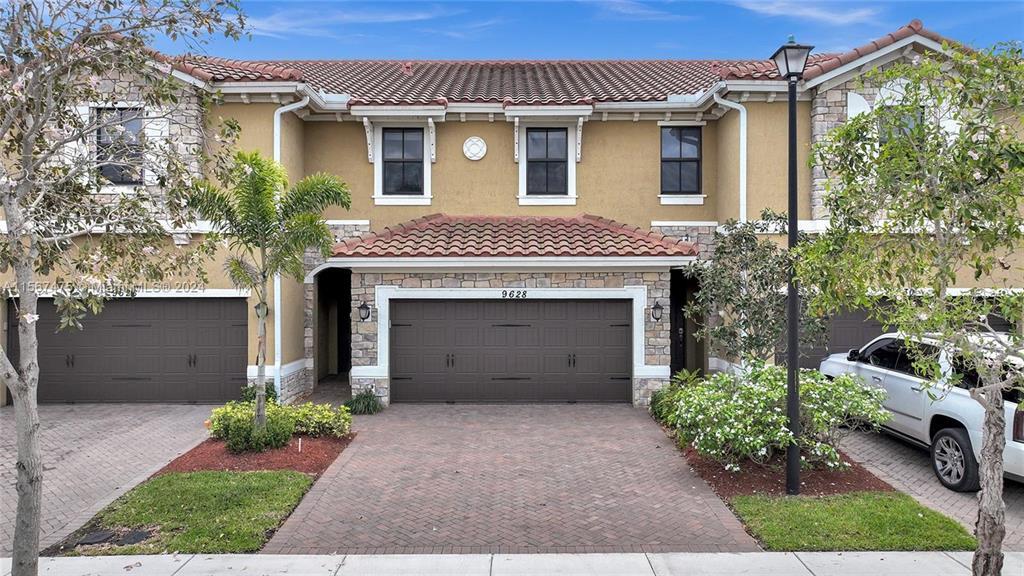 9628 Waterview Way, Parkland FL 33076