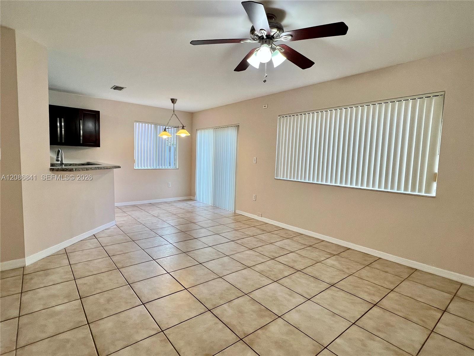 16505 SW 97th Ter — Photo 3