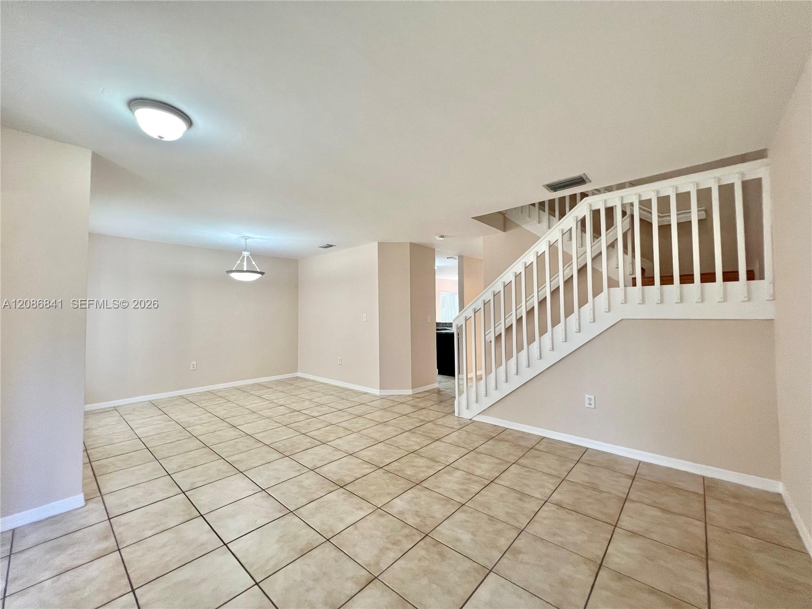 16505 SW 97th Ter — Photo 5