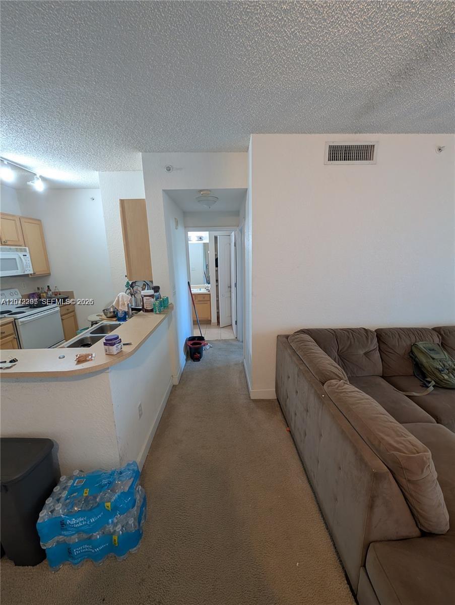 6001 SW 70th St # 620 — Photo 4