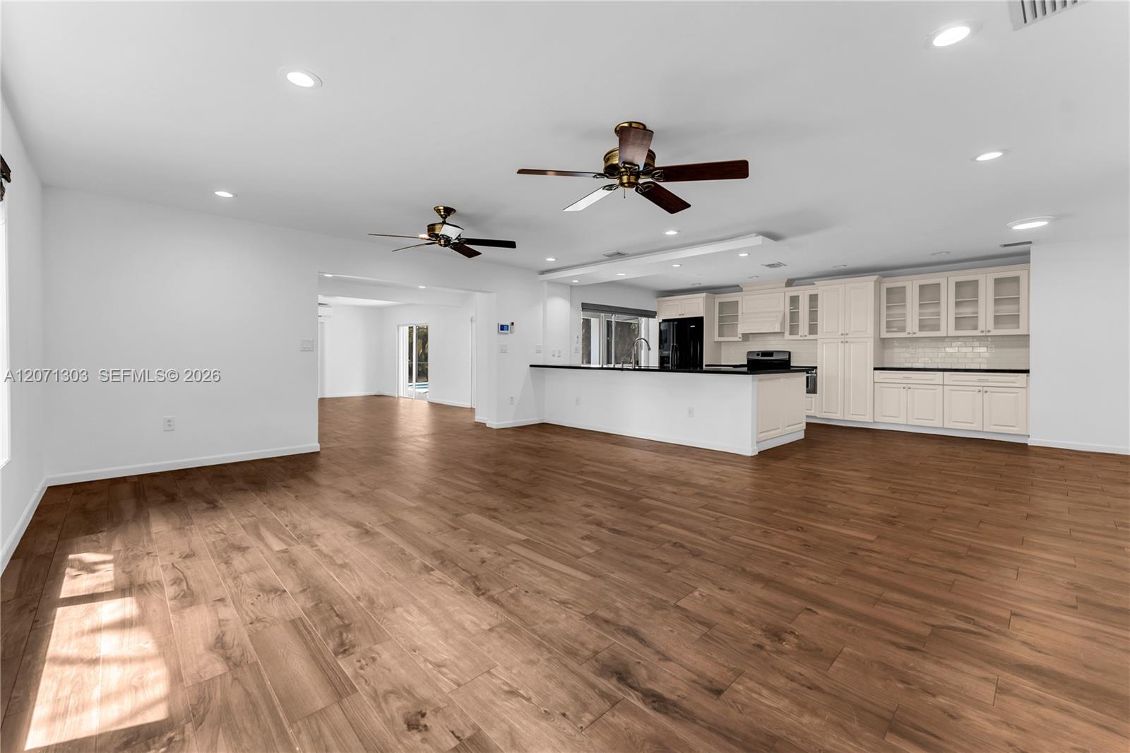 11890 SW 72nd Pl View 7