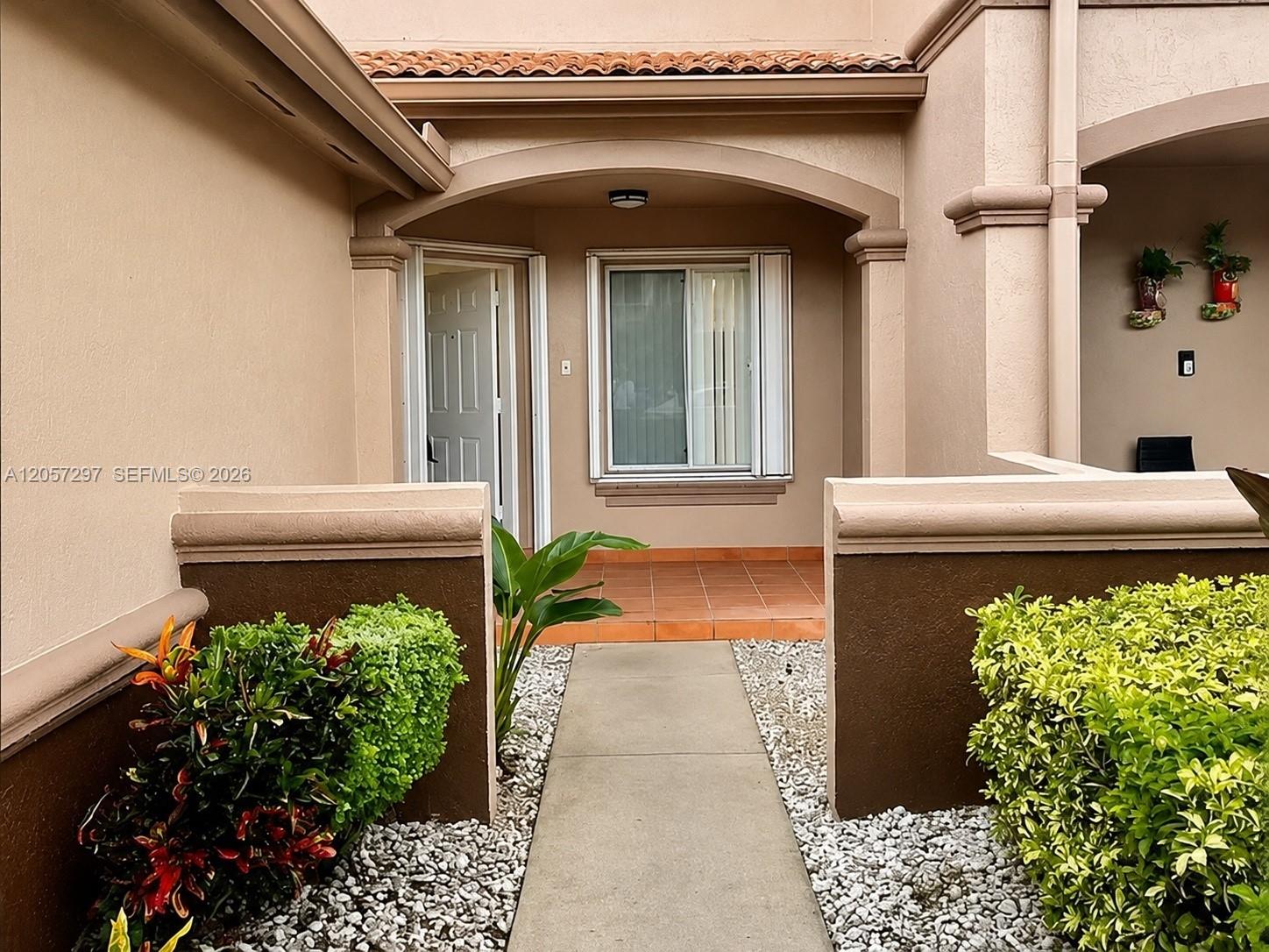 7446 SW 162nd Ct, Miami FL 33193