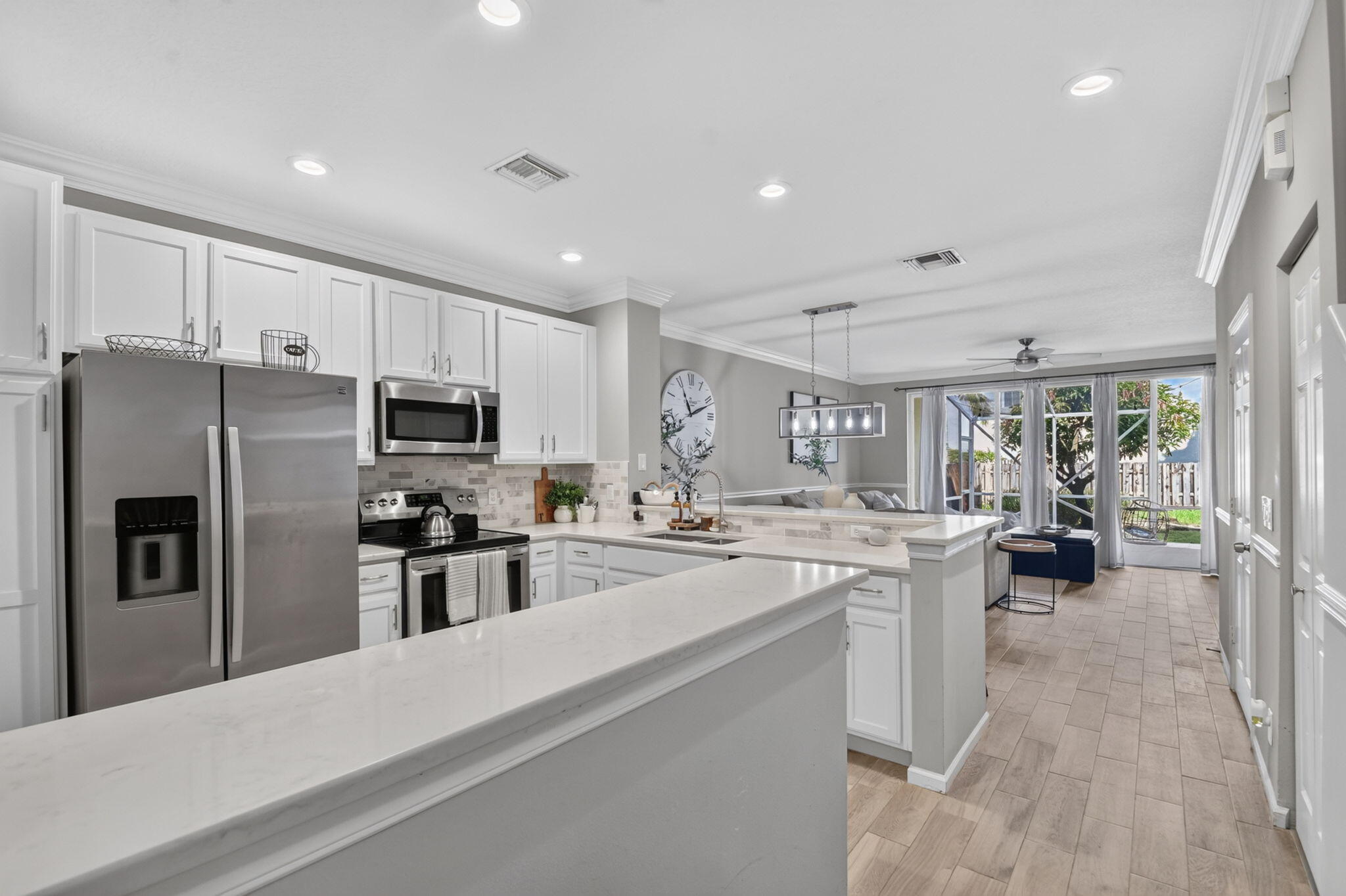8093 BRIANTEA Drive — Photo 4