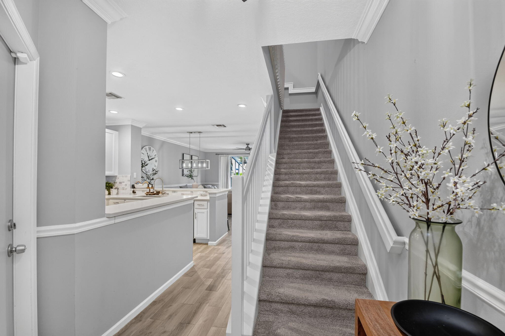 8093 BRIANTEA Drive — Photo 3