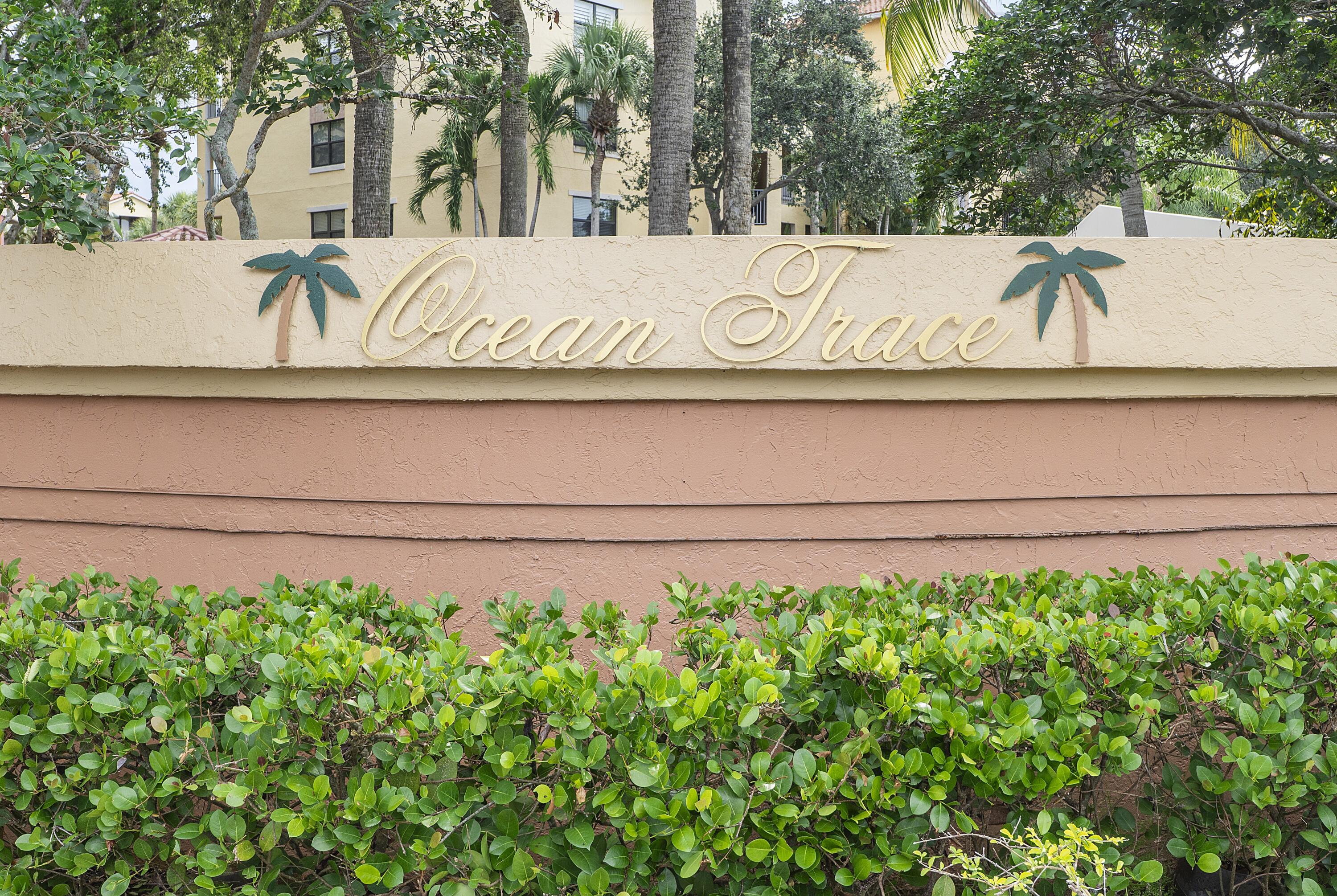 800 Uno Lago Drive # 204, Juno Beach FL 33408