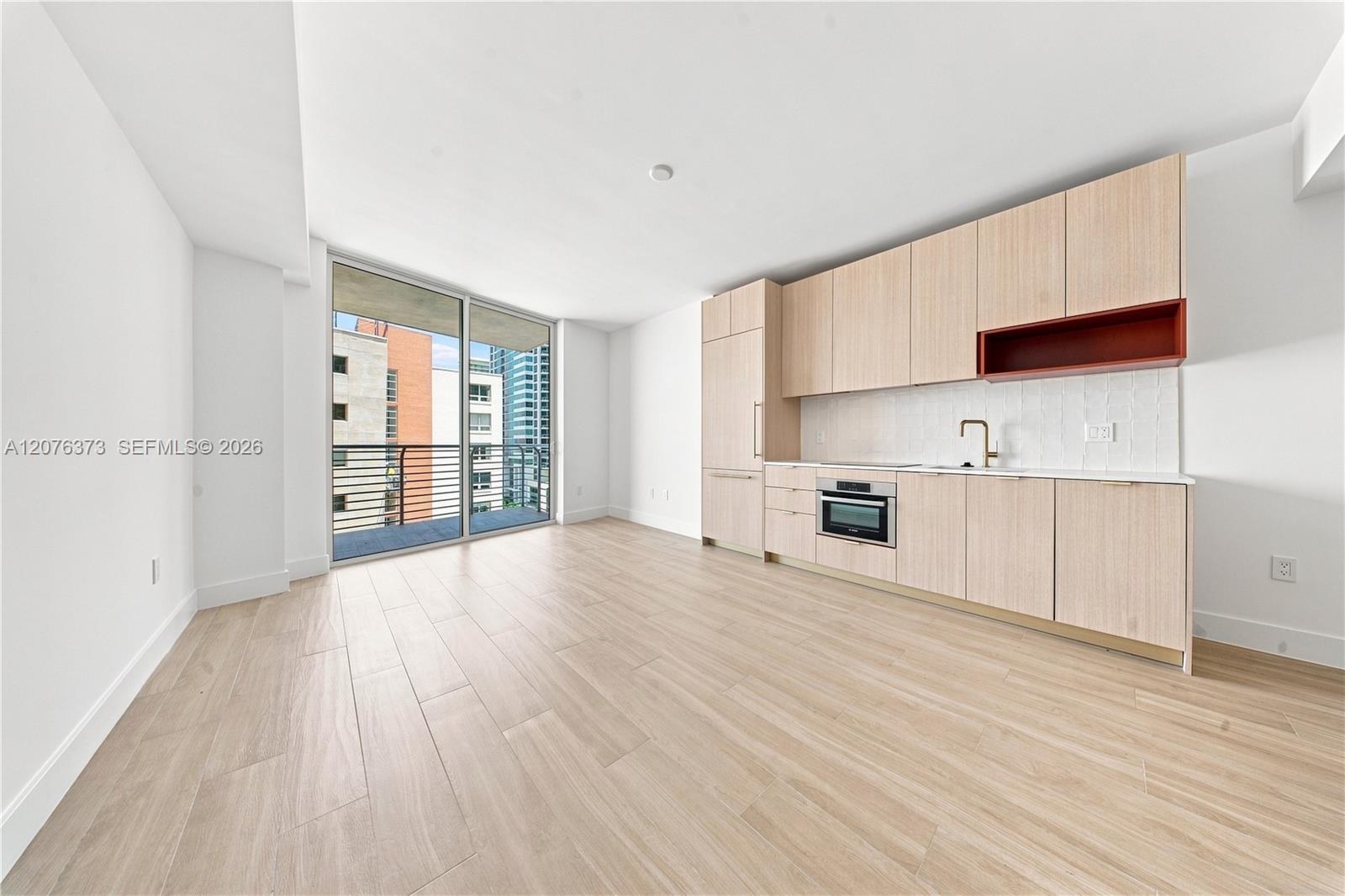 90 NE 32nd St # 1013 — Photo 2