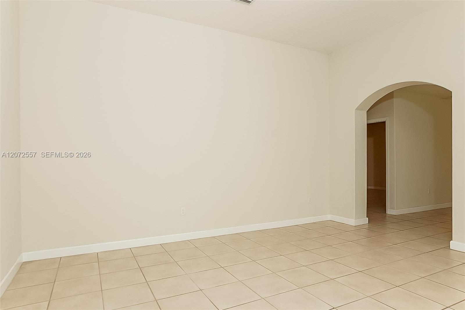 1246 SW 146th Ct — Photo 4