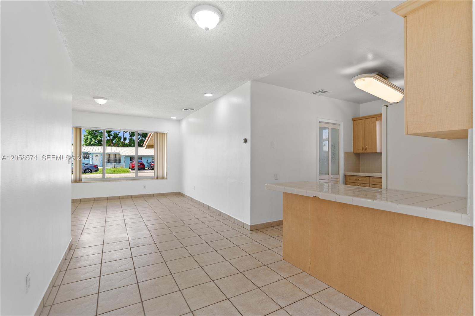 661 W 50th Pl View 14