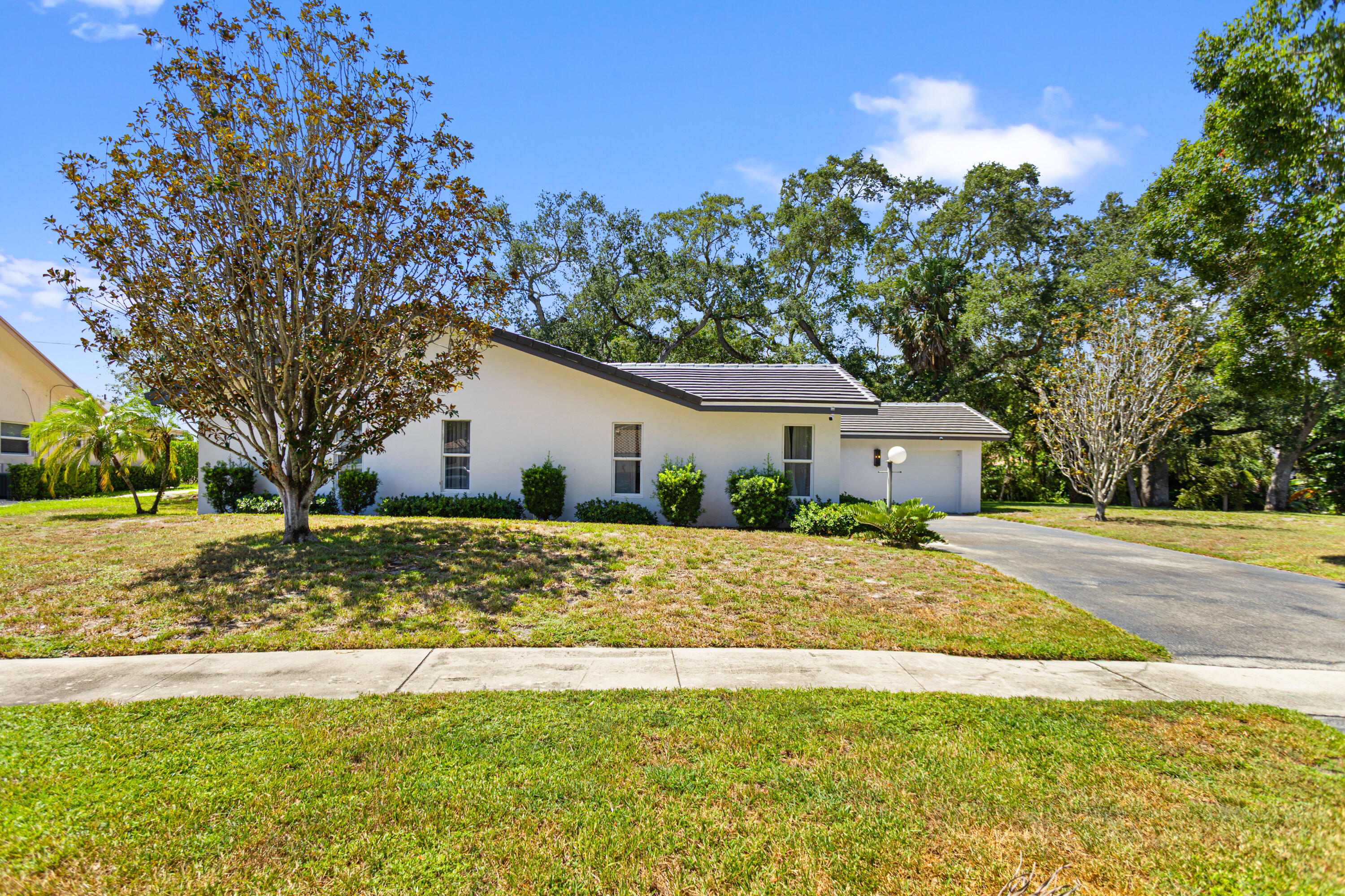 1050 SW 1ST Street, Boca Raton FL 33486