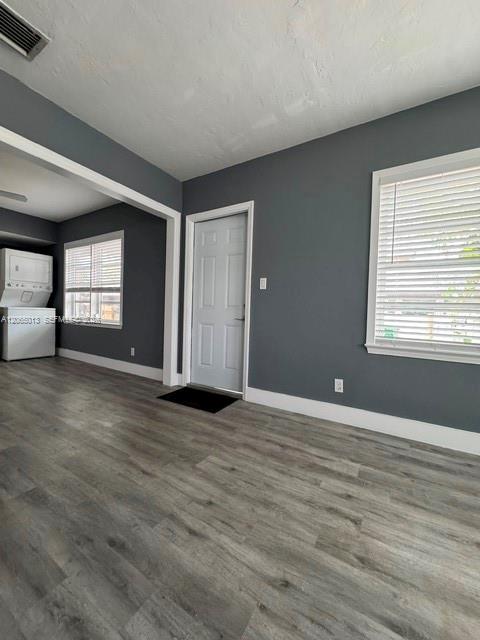 820 SE 12th St # 1 — Photo 3