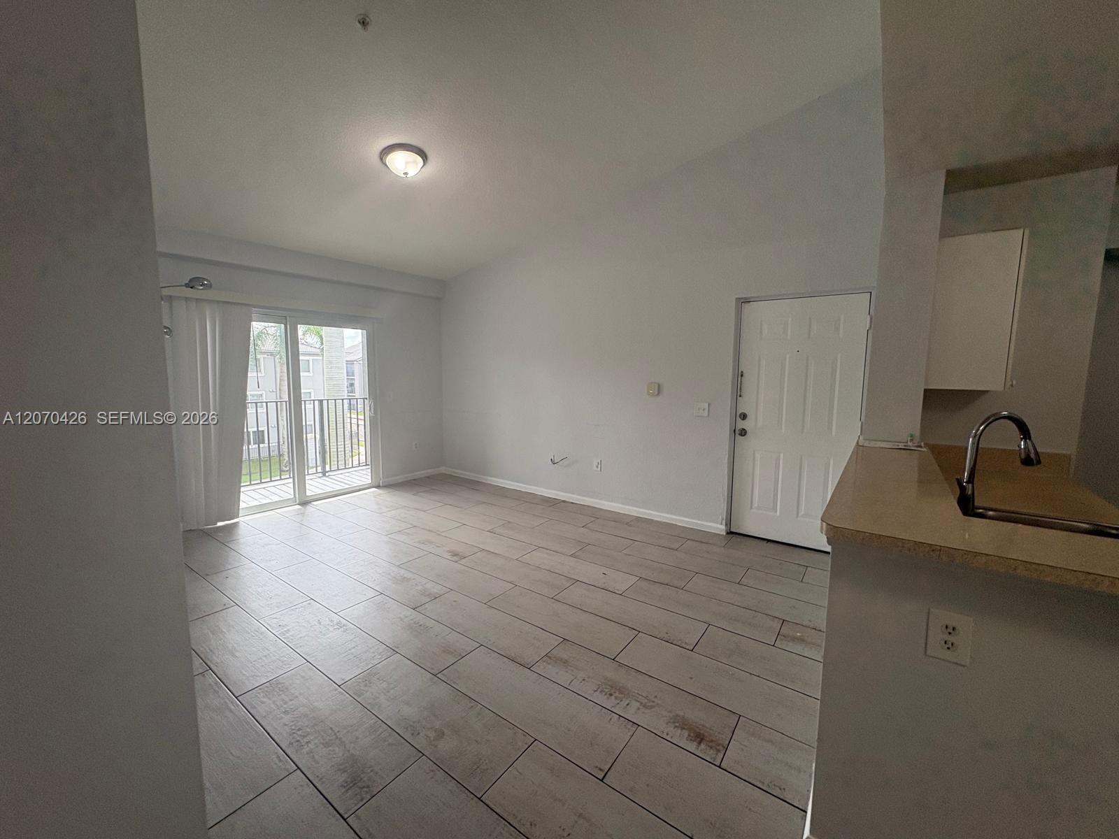 15480 SW 284th St # 2303 — Photo 3