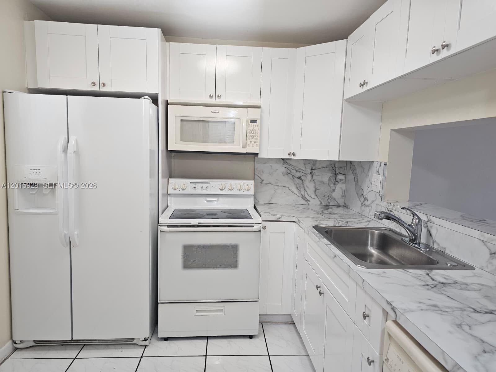 10825 SW 112th Ave # 103 — Photo 3