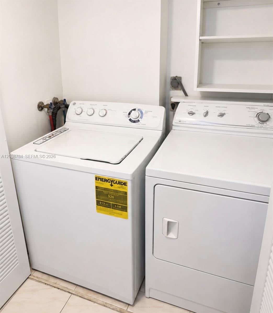 9440 W Flagler St # 205 — Photo 4