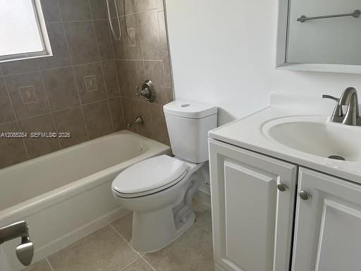540 SE 2nd Ave # J3 — Photo 2